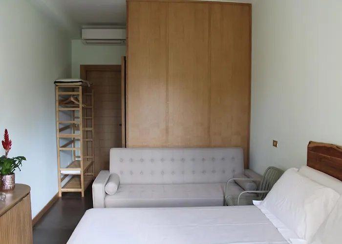 Center ゲストハウス バーリ